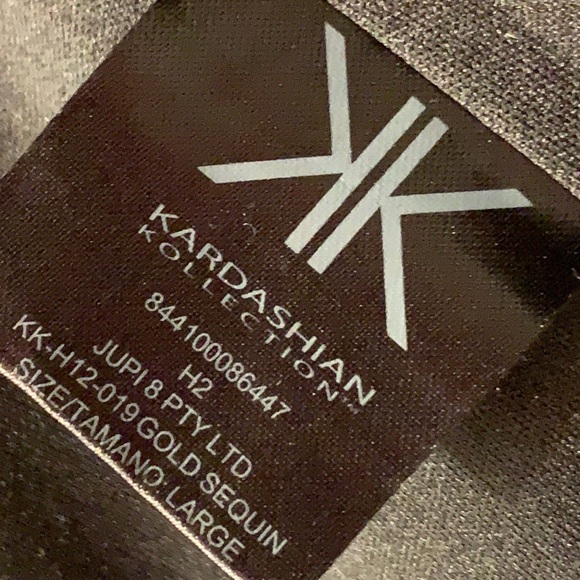 Kardashian large lined sequin blazer! - Picture 5 of 8